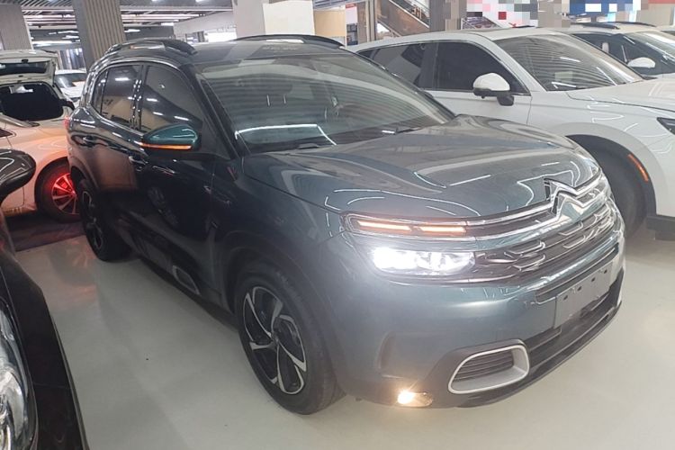 Used Citroen C5 AIRCROSS 2019 400THP Luxury Edition China VI Front Right 45 Deg