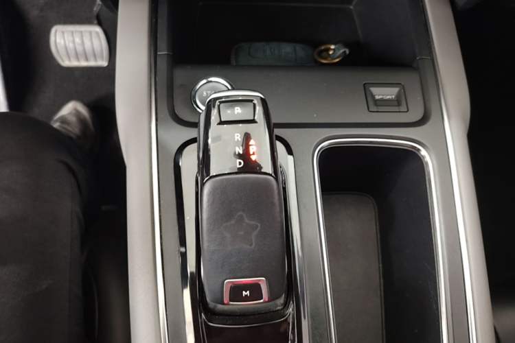 Used Citroen C5 AIRCROSS 2019 360THP Enjoyment Model China VI Standard Gear Lever