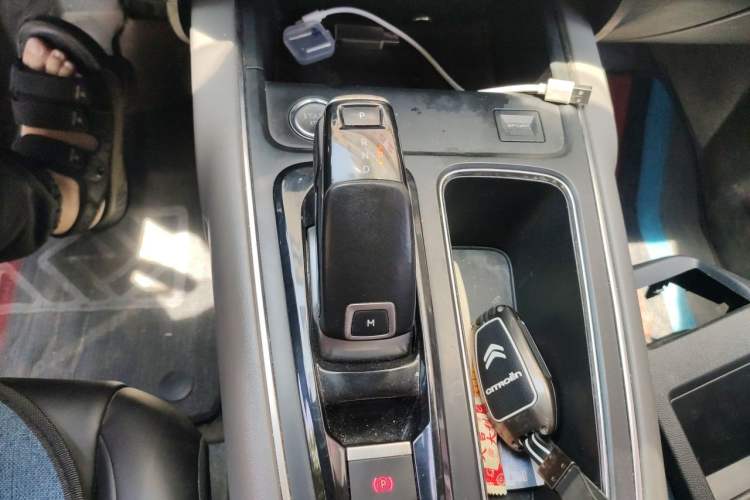 Used Citroen C5 AIRCROSS 2019 350THP Enjoyment Model China V Standard Gear Lever
