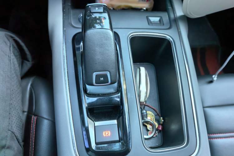 Used Citroen C5 AIRCROSS 2019 360THP Enjoyment Version China VI Standard Gear Lever