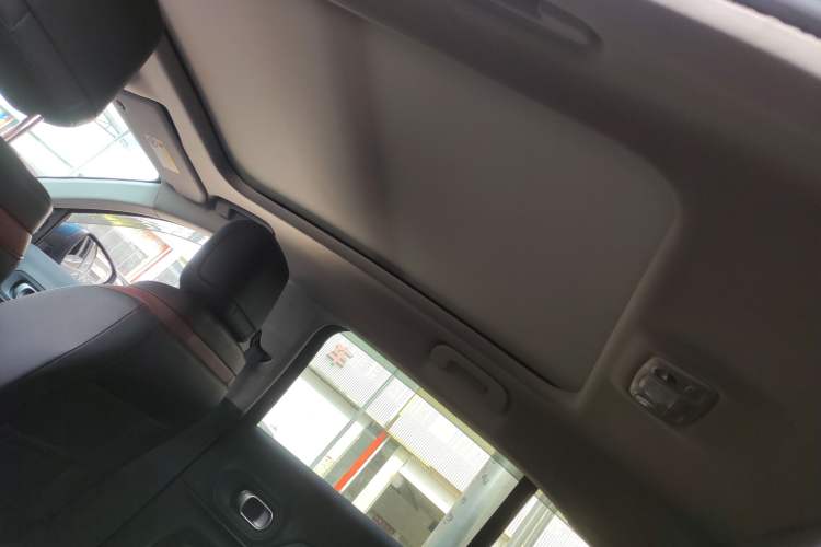 Used Citroen C5 AIRCROSS 2019 380THP Luxury Model China V Standard Headliner