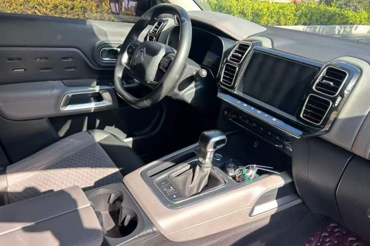 Used Citroen C5 AIRCROSS 2019 350THP Enjoyment Model China V Standard Interior 7