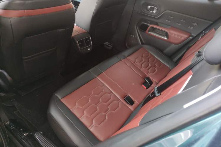 Used Citroen C5 AIRCROSS 2019 380THP Luxury Model China V Standard Left Rear Seat