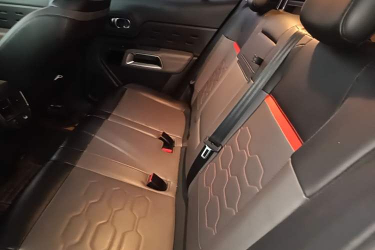 Used Citroen C5 AIRCROSS 2019 360THP Enjoyment Model China VI Standard Left Rear Seat