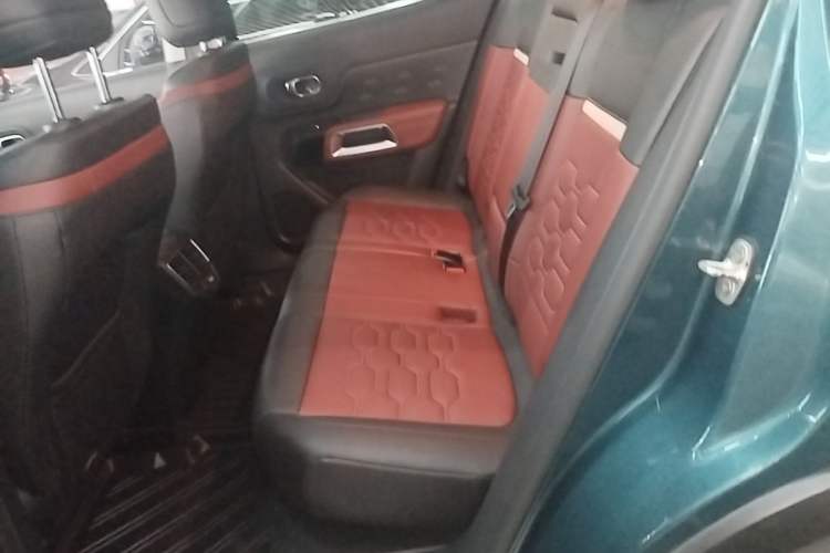 Used Citroen C5 AIRCROSS 2019 400THP Luxury Edition China VI Left Rear Seat
