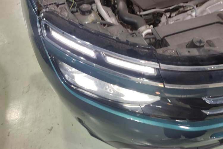 Used Citroen C5 AIRCROSS 2019 400THP Luxury Edition China VI Right Front Headlight