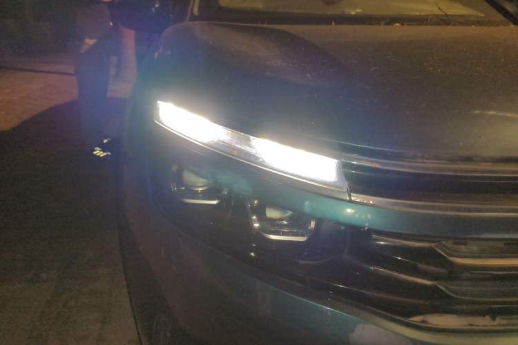 Used Citroen C5 AIRCROSS 2019 360THP Enjoyment Model China VI Standard Right Front Headlight
