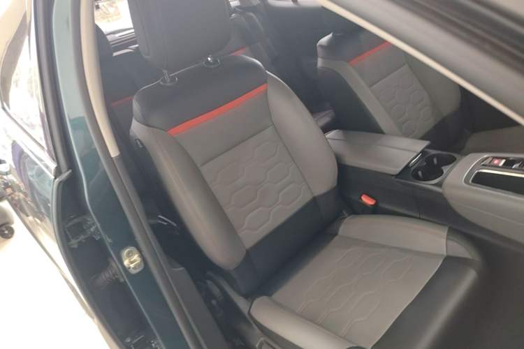 Used Citroen C5 AIRCROSS 2019 360THP Enjoyment Model China VI Standard Right Front Seat