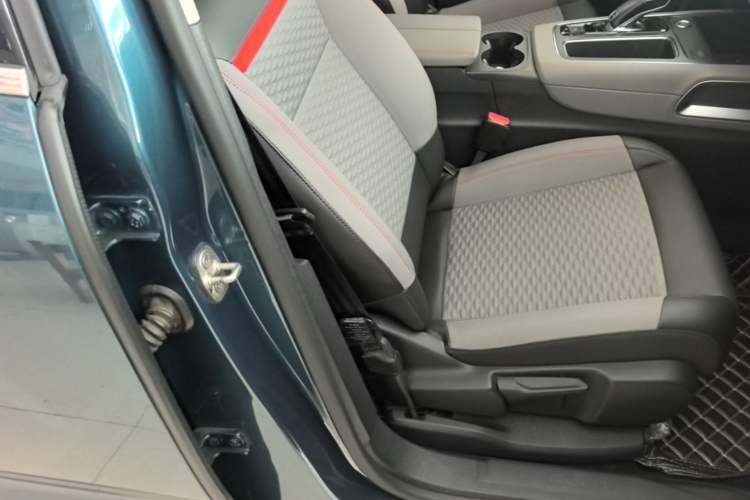 Used Citroen C5 AIRCROSS 2019 350THP Enjoyment Model China V Standard Right Front Seat