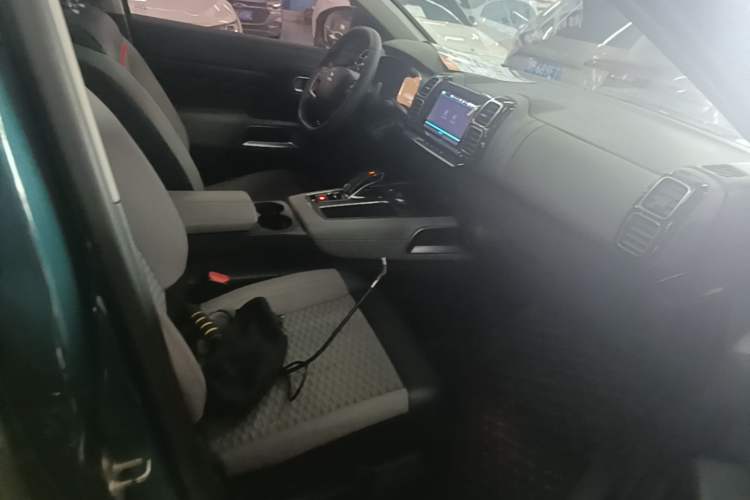Used Citroen C5 AIRCROSS 2019 350THP Enjoyment Model China V Standard Right Front Seat