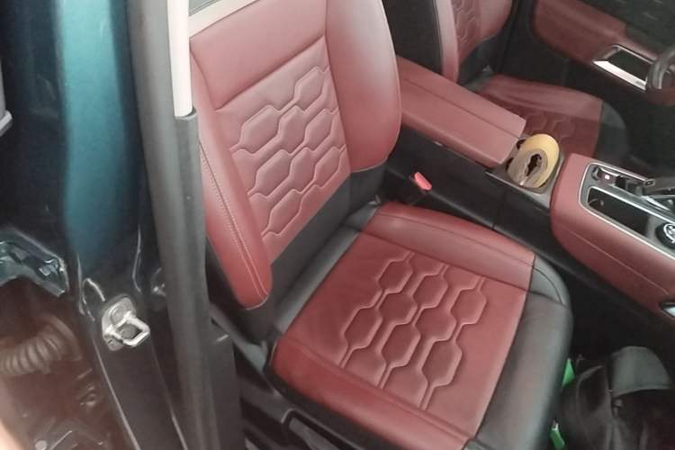 Used Citroen C5 AIRCROSS 2019 400THP Luxury Edition China VI Right Front Seat
