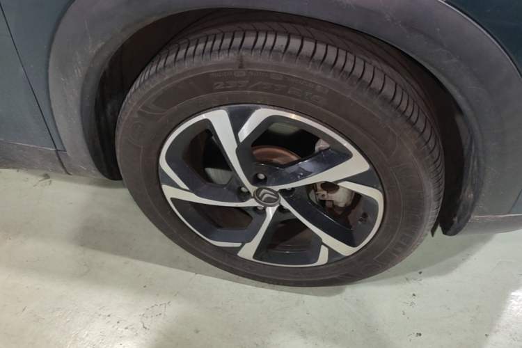 Used Citroen C5 AIRCROSS 2019 400THP Luxury Edition China VI Right Front Wheel Hub