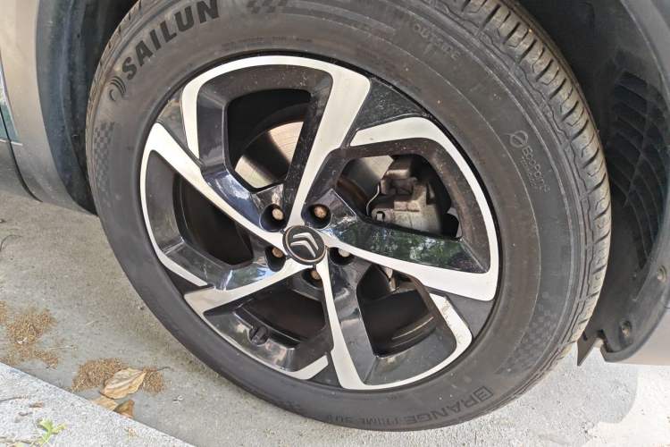 Used Citroen C5 AIRCROSS 2019 360THP Enjoyment Model China VI Standard Right Front Wheel Hub