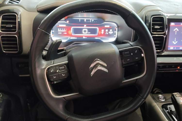 Used Citroen C5 AIRCROSS 2019 350THP Enjoyment Model China V Standard Steering Wheel