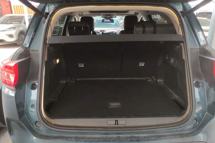 Used Citroen C5 AIRCROSS 2019 380THP Luxury Model China V Standard Trunk