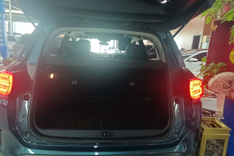 Used Citroen C5 AIRCROSS 2019 350THP Enjoyment Model China V Standard Trunk