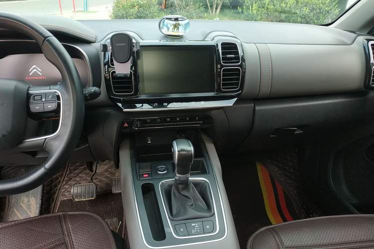 Used Citroen C5 AIRCROSS 2019 350THP Enjoyment Model China V Standard Audio And AC Panel