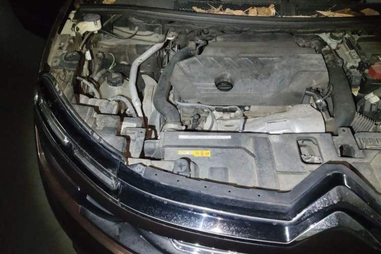 Used Citroen C5 AIRCROSS 2019 400THP Luxury Edition China VI Engine Bay Right