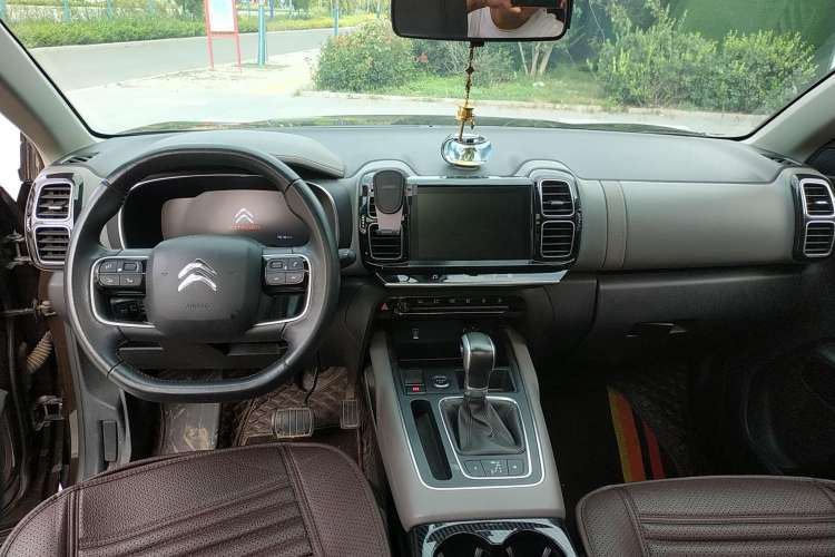 Used Citroen C5 AIRCROSS 2019 350THP Enjoyment Model China V Standard Interior 2