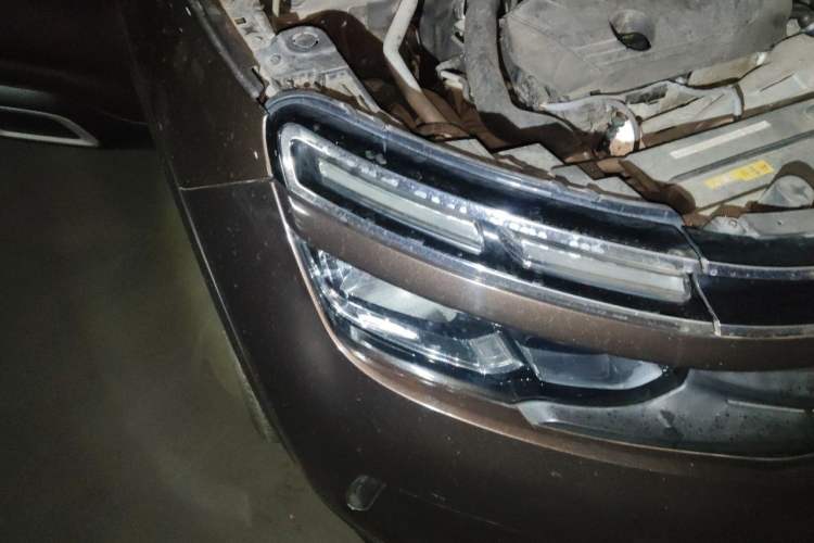 Used Citroen C5 AIRCROSS 2019 400THP Luxury Edition China VI Right Front Headlight
