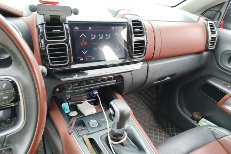 Used Citroen C5 AIRCROSS 2019 350THP Luxury Model China V Standard Audio And AC Panel