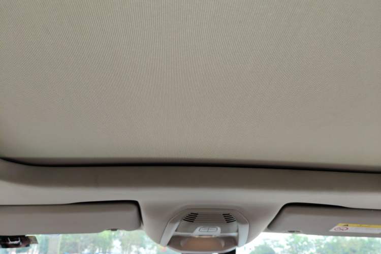 Used Citroen C5 AIRCROSS 2019 350THP Luxury Model China V Standard Headliner