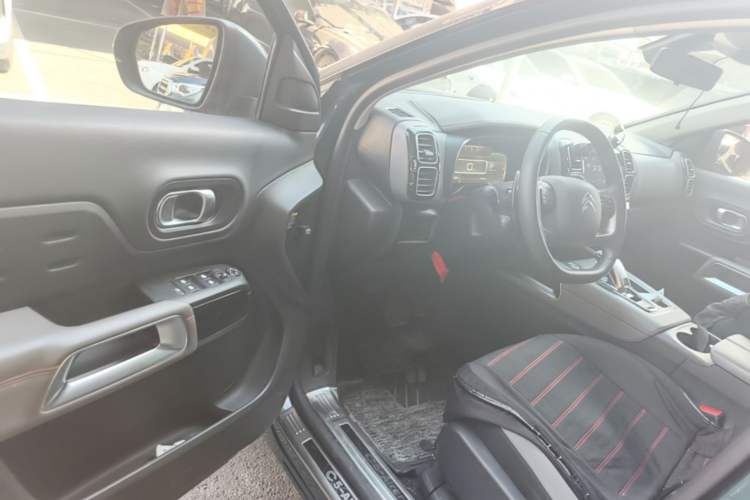 Used Citroen C5 AIRCROSS 2019 350THP Enjoyment Model China V Standard Driver Seat