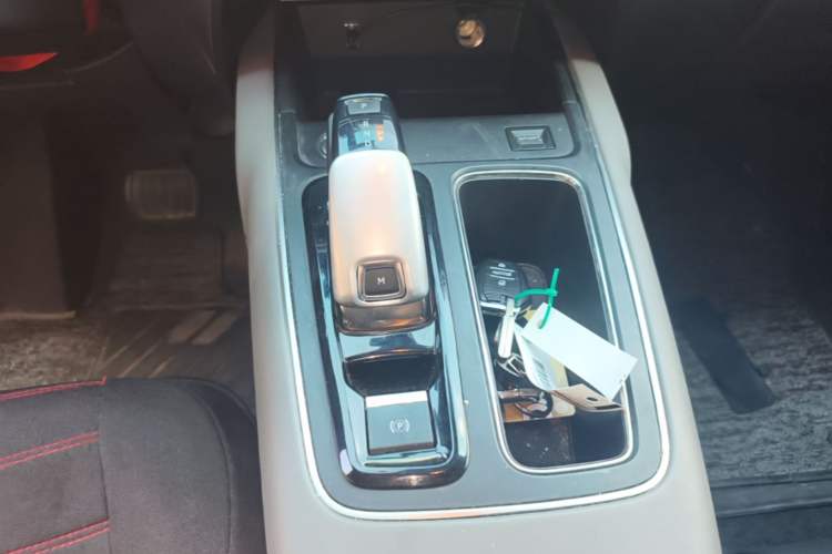 Used Citroen C5 AIRCROSS 2019 350THP Enjoyment Model China V Standard Gear Lever