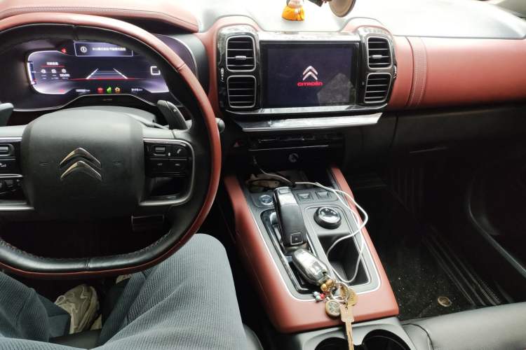 Used Citroen C5 AIRCROSS 2019 380THP Flagship Version China V Standard Center Console