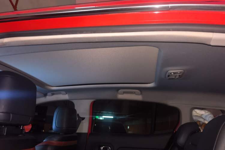 Used Citroen C5 AIRCROSS 2019 380THP Luxury Model China V Standard Headliner