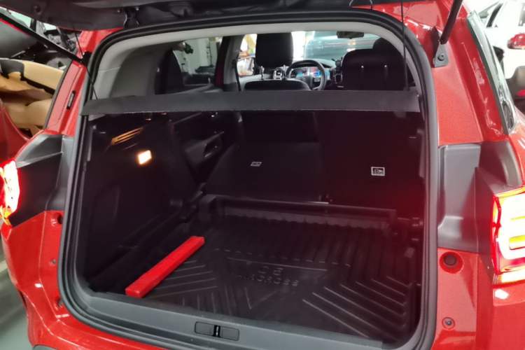 Used Citroen C5 AIRCROSS 2019 350THP Enjoyment Model China V Standard Trunk