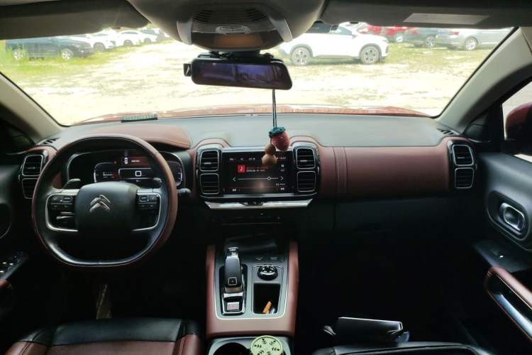 Used Citroen C5 AIRCROSS 2019 400THP Luxury Edition China VI Center Console