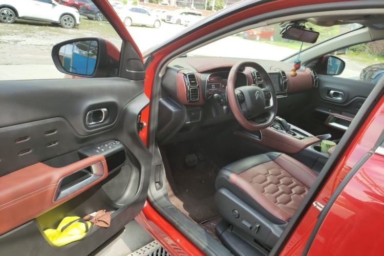 Used Citroen C5 AIRCROSS 2019 400THP Luxury Edition China VI Driver Seat