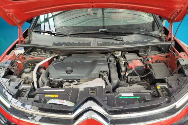 Used Citroen C5 AIRCROSS 2019 400THP Luxury Edition China VI Engine Bay