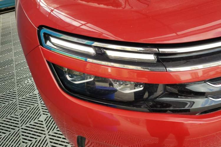 Used Citroen C5 AIRCROSS 2019 400THP Luxury Edition China VI Right Front Headlight