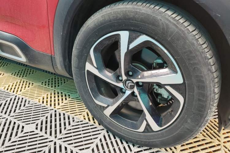 Used Citroen C5 AIRCROSS 2019 400THP Luxury Edition China VI Right Front Wheel Hub