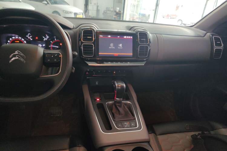 Used Citroen C5 AIRCROSS 2019 350THP Comfort Edition China V standard Audio And AC Panel