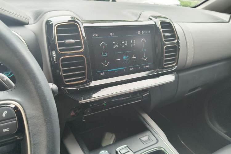Used Citroen C5 AIRCROSS 2019 360THP Enjoyment Model China VI Standard Audio And AC Panel