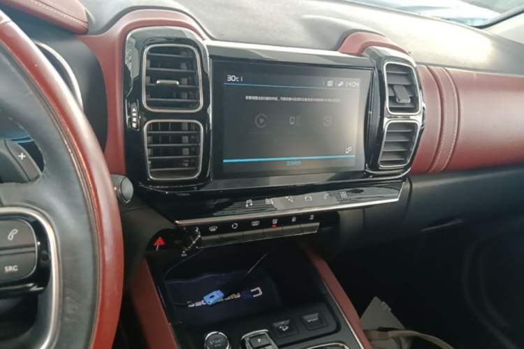 Used Citroen C5 AIRCROSS 2019 400THP Luxury Edition China VI Audio And AC Panel