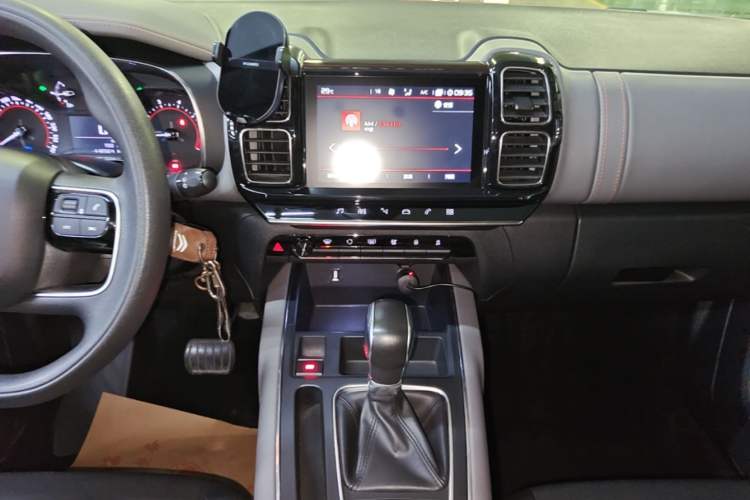 Used Citroen C5 AIRCROSS 2019 350THP Comfort Edition China V standard Audio And AC Panel
