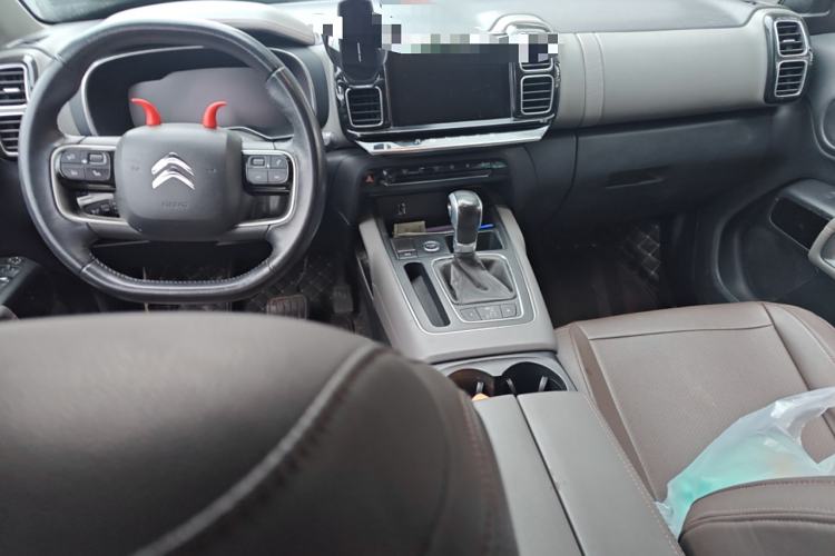Used Citroen C5 AIRCROSS 2019 350THP Enjoyment Model China V Standard Center Console