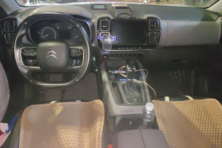 Used Citroen C5 AIRCROSS 2019 350THP Comfort Edition China V standard Center Console
