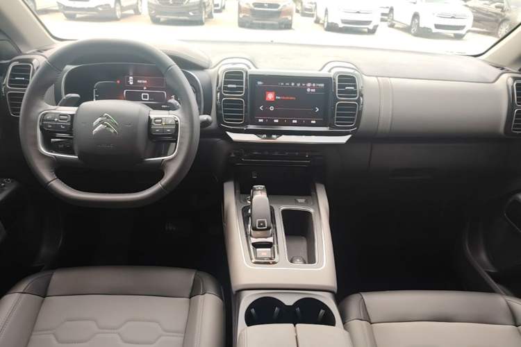 Used Citroen C5 AIRCROSS 2019 360THP ORIGINS Centennial Deluxe Edition China VI Standard Center Console