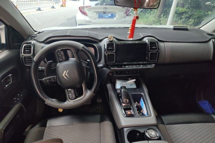 Used Citroen C5 AIRCROSS 2019 350THP Enjoyment Model China V Standard Center Console