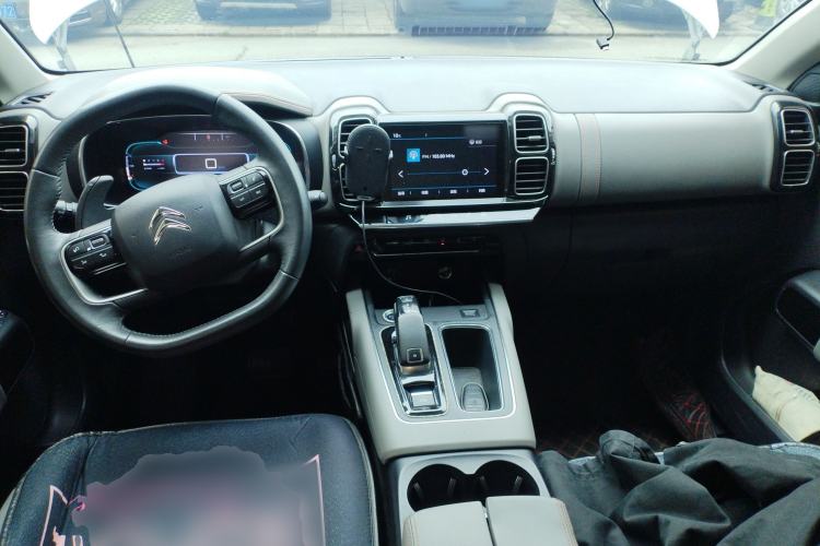 Used Citroen C5 AIRCROSS 2019 350THP Enjoyment Model China V Standard Center Console