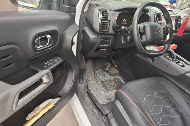 Used Citroen C5 AIRCROSS 2019 350THP Enjoyment Model China V Standard Driver Seat