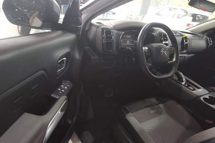 Used Citroen C5 AIRCROSS 2019 350THP Enjoyment Model China V Standard Driver Seat