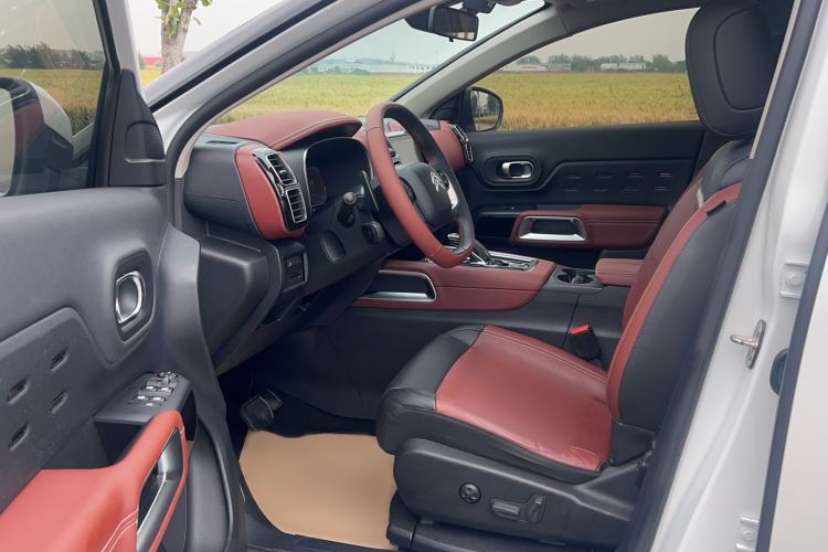 Used Citroen C5 AIRCROSS 2019 380THP Luxury Model China V Standard Driver Seat