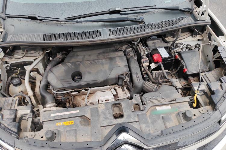 Used Citroen C5 AIRCROSS 2019 360THP Enjoyment Model China VI Standard Engine Bay