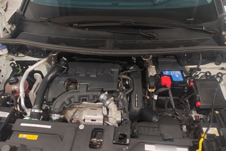 Used Citroen C5 AIRCROSS 2019 350THP Enjoyment Model China V Standard Engine Bay